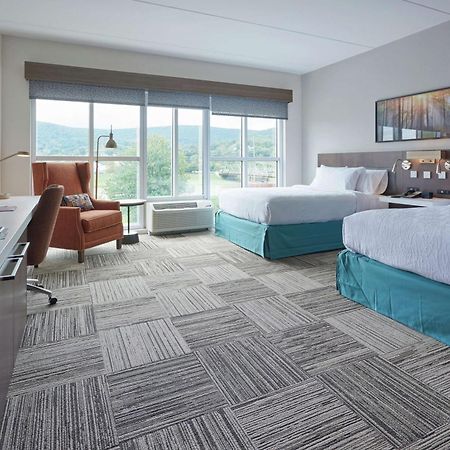 Hilton Garden Inn Corning Downtown Esterno foto